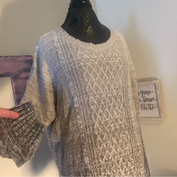 Saint Johns Bay sweater tan/white.  It’s new with rags on gently used. - Picture 2 of 5